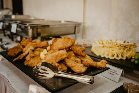 fried food on white ceramic plate - indicative photo for the Small Bite group