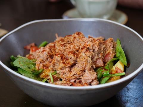 cooked food on stainless steel bowl - indicative photo for the Soup Bowl group